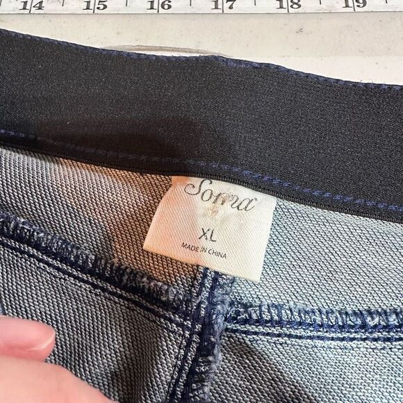 Soma Women's Mid-Rise Velvet Tuxedo Stripes Ankle Crop Jeans Blue Denim Size XL - Picture 6 of 10